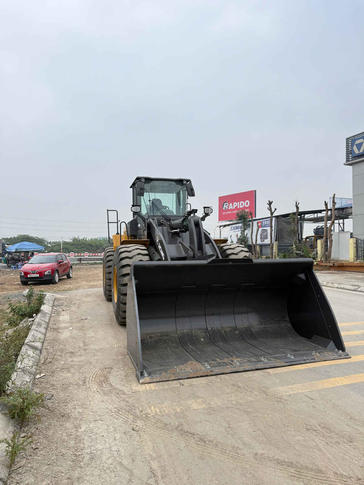 Máy Xúc Lật LW600KN